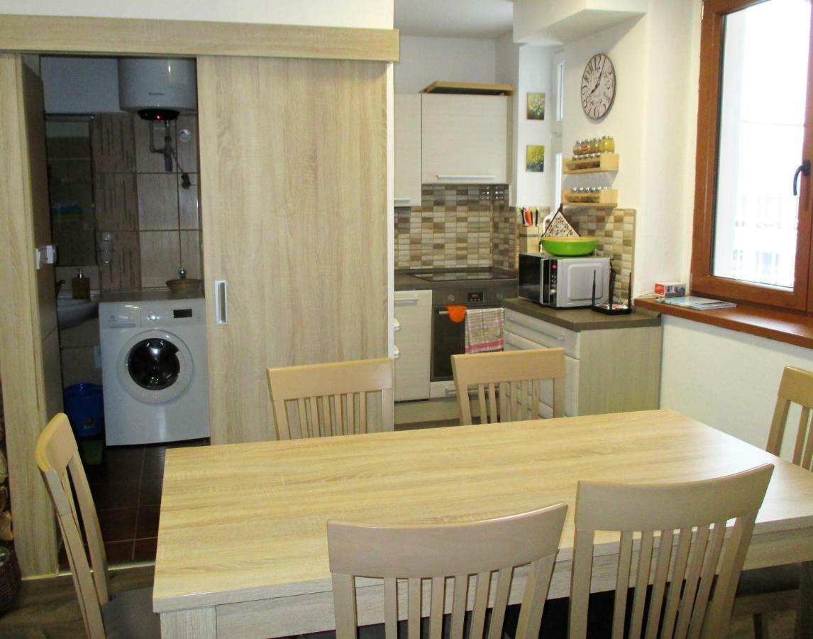 Kousek Do Prirody I Do Centra Apartment Pisek  Luaran gambar